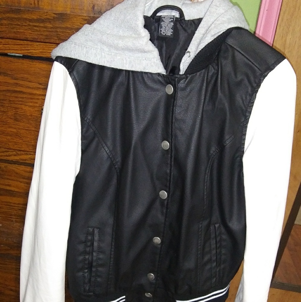 Jacket - Picture 2 of 4